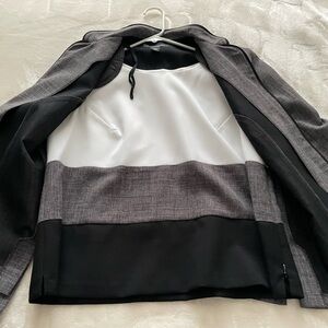 Perceptions Black and Gray Jacket